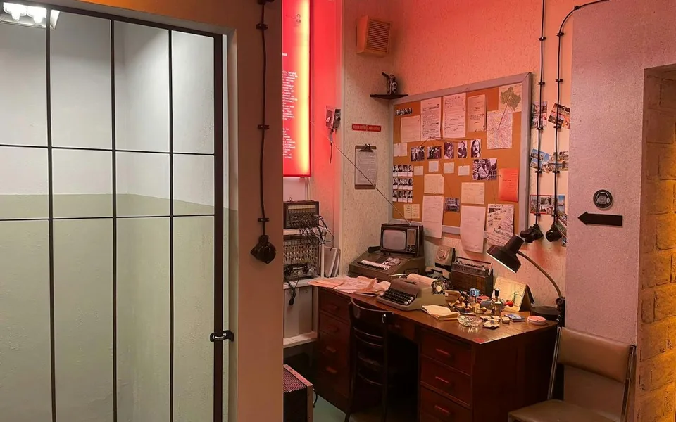 Exposition d'une salle historique au Musée Histoire de Prague